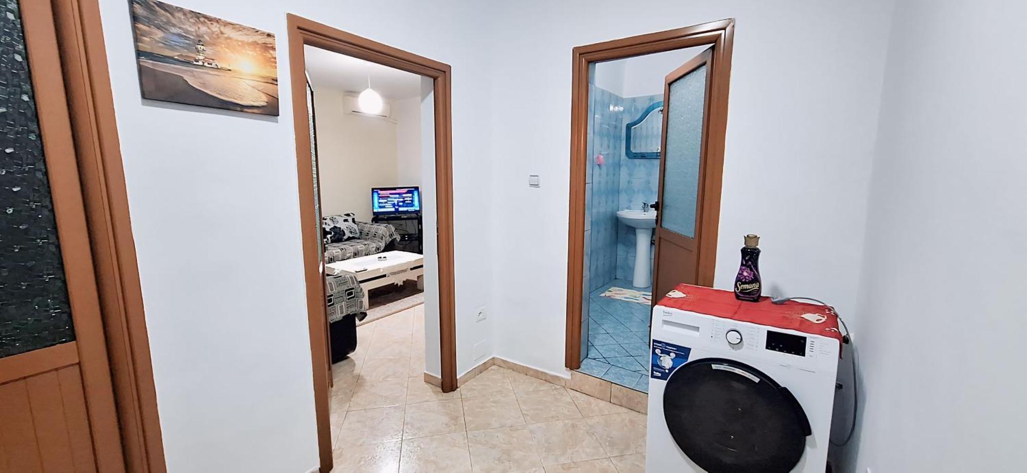 Promenade Apartment In City Centre ベラト エクステリア 写真