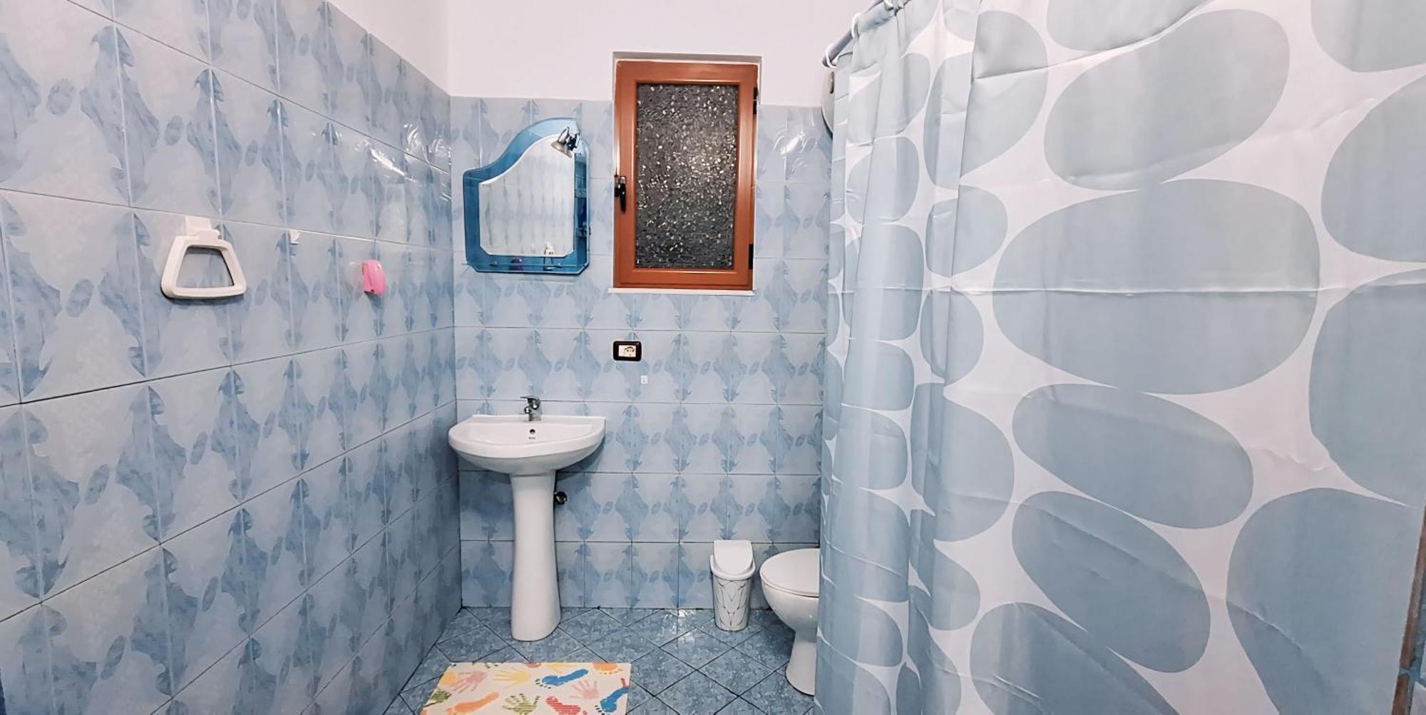 Promenade Apartment In City Centre ベラト エクステリア 写真